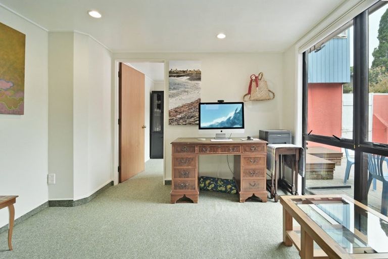 Photo of property in 45 Plassey Street, Havelock North, 4130