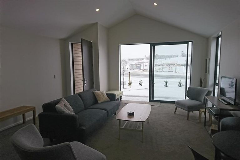 Photo of property in 50 Mount Linton Avenue, Wanaka, 9305