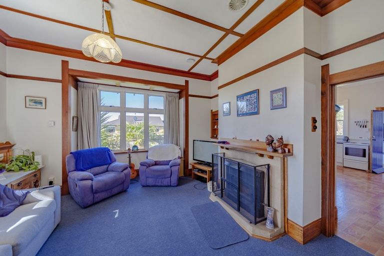 Photo of property in 18 Francis Drake Street, Waipukurau, 4200