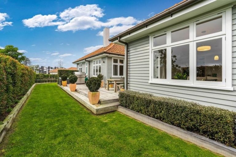 Photo of property in 12 Sunderland Avenue, Hobsonville, Auckland, 0616
