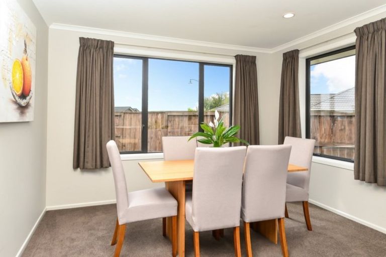 Photo of property in 15 Cole Thomas Place, Huntington, Hamilton, 3210