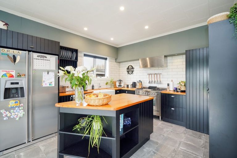 Photo of property in 70 Pomona Road East, Makarewa, Invercargill, 9876