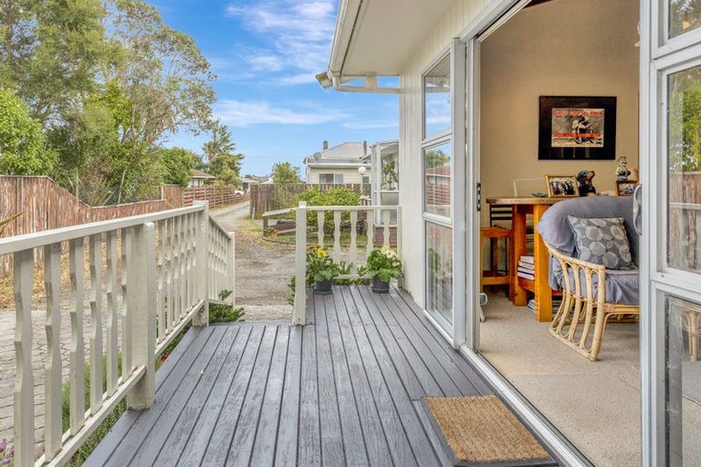 Photo of property in 42b Brougham Street, Westport, 7825