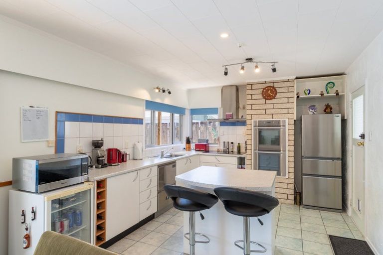 Photo of property in 7 Snell Grove, Clouston Park, Upper Hutt, 5018