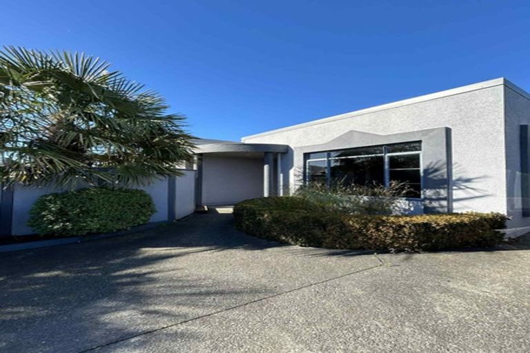 Photo of property in 14 Scott Place, Havelock North, 4130