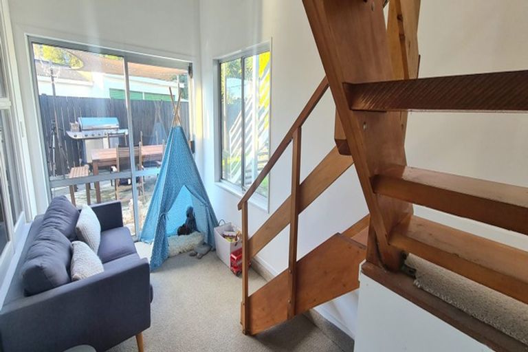 Photo of property in 90 King Street, Taradale, Napier, 4112