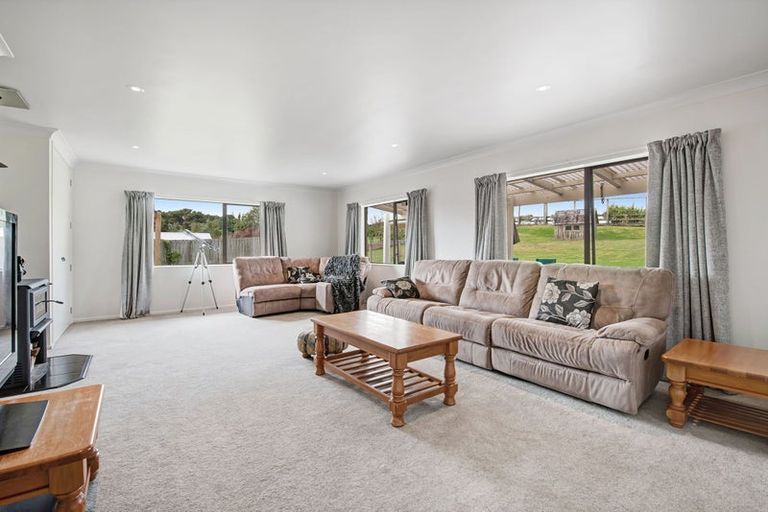 Photo of property in 180 Wishart Road, Helensville, 0875