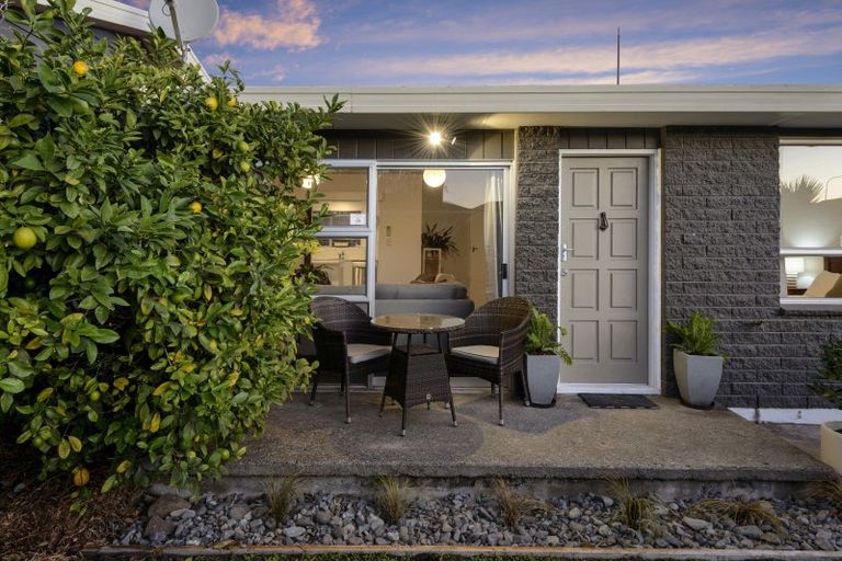 Photo of property in 2/34 Picton Avenue, Riccarton, Christchurch, 8011