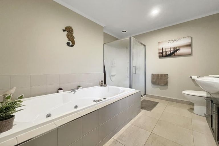 Photo of property in 25 Langdale Court, Huntington, Hamilton, 3210