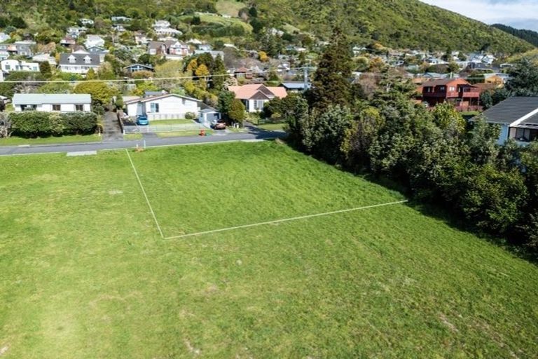 Photo of property in 28 Huia Street, Waikanae, 5036