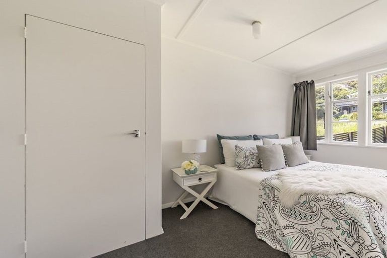 Photo of property in 28 Judd Crescent, Naenae, Lower Hutt, 5011