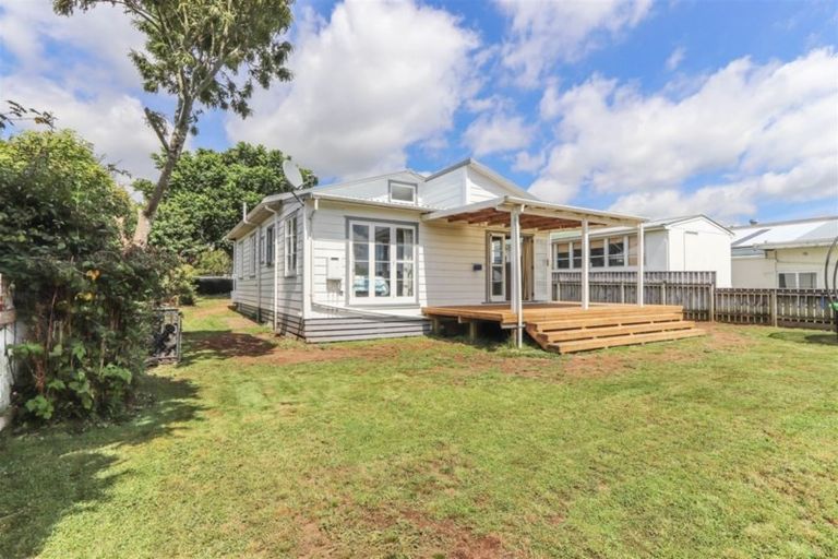 Photo of property in 4 Mamaku Street, Inglewood, 4330