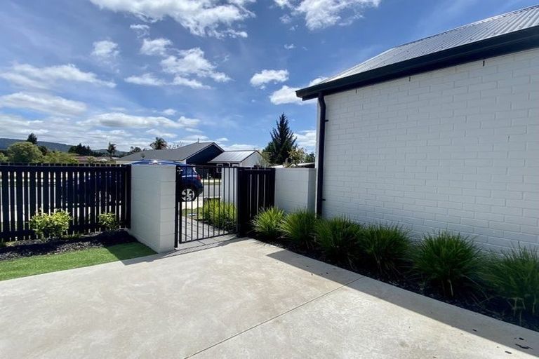 Photo of property in 12 Marata Lane, Te Puke, 3119