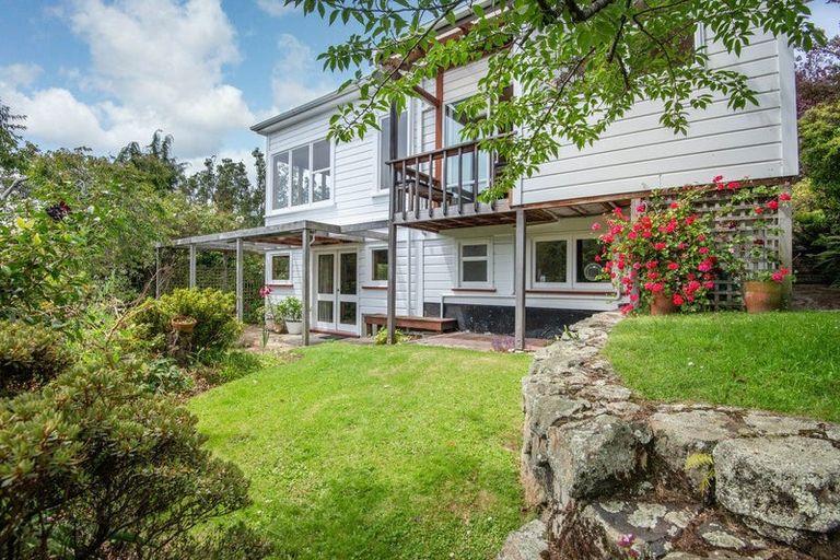 Photo of property in 17 Brownville Crescent, Maori Hill, Dunedin, 9010