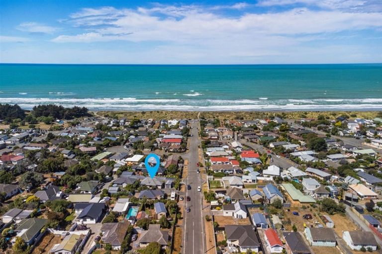 Photo of property in 7 Pandora Street, North New Brighton, Christchurch, 8083