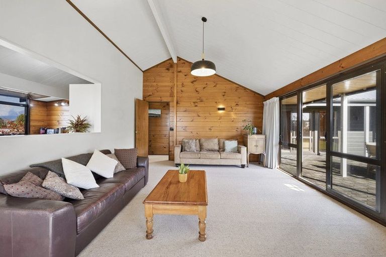 Photo of property in 72a Tukapa Street, Westown, New Plymouth, 4310