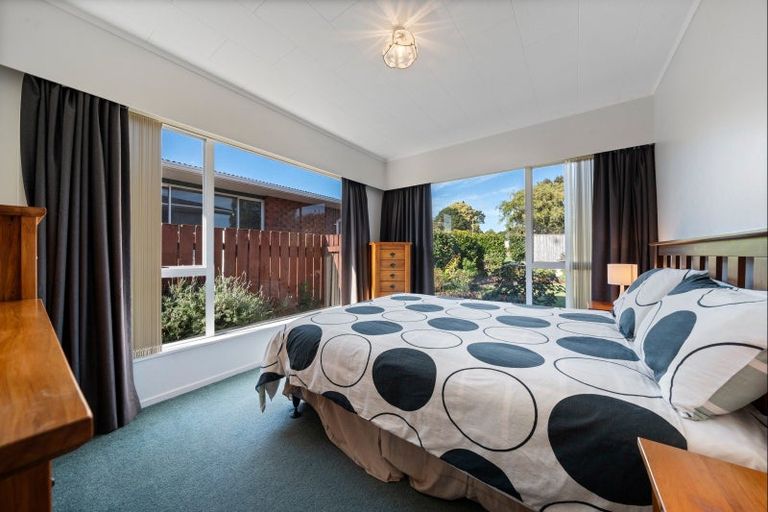 Photo of property in 19 Bronte Place, Whalers Gate, New Plymouth, 4310