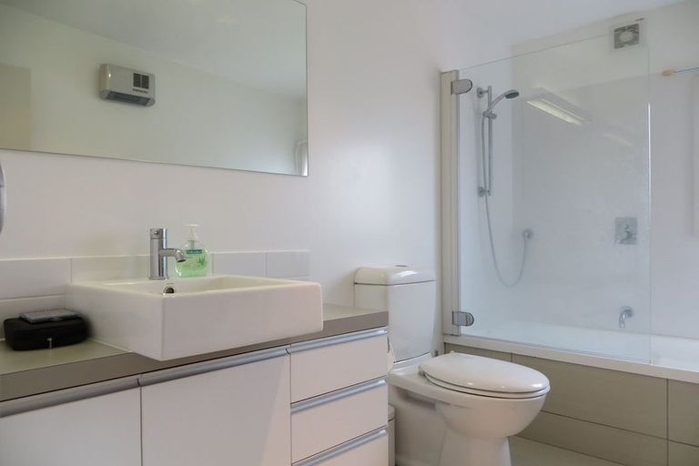 Photo of property in 67 Saddleback Grove, Karori, Wellington, 6012