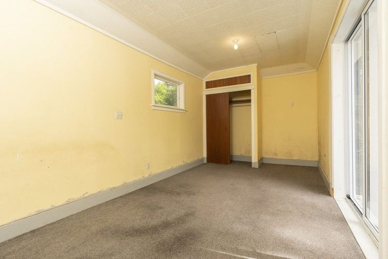 Photo of property in 37 Ngapuke Lane, Parua Bay, 0192
