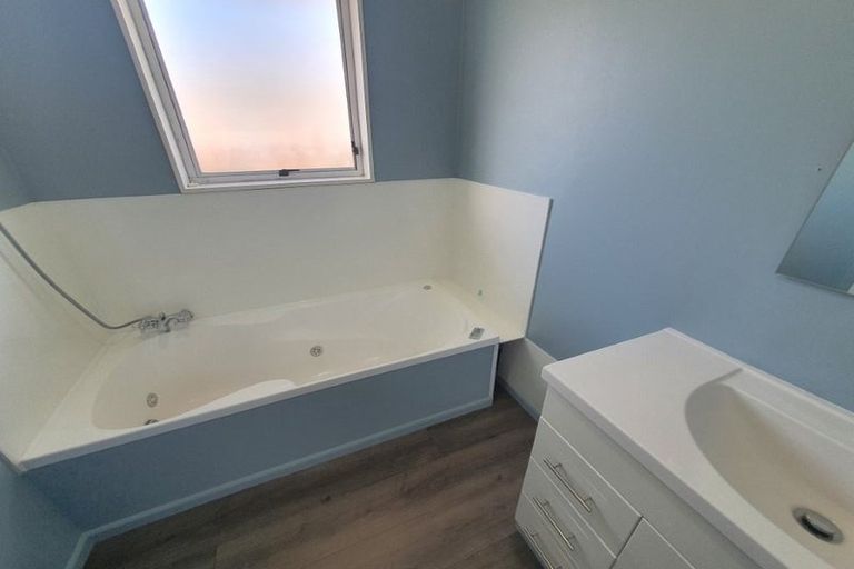 Photo of property in 18 Salmond Street, Hoon Hay, Christchurch, 8025