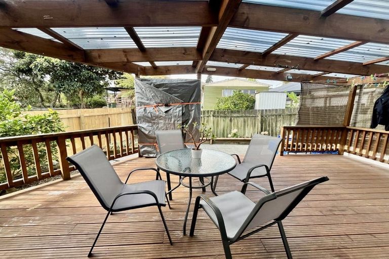 Photo of property in 21 Gilbass Avenue, Hamilton Lake, Hamilton, 3204