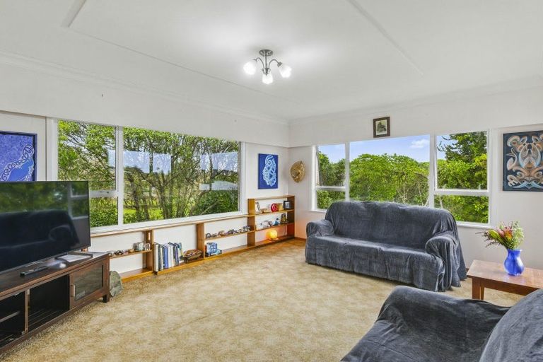 Photo of property in 39 Lupin Road, Otaki, 5512