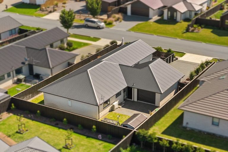 Photo of property in 34 Te Hurunui Drive, Pegasus, 7612