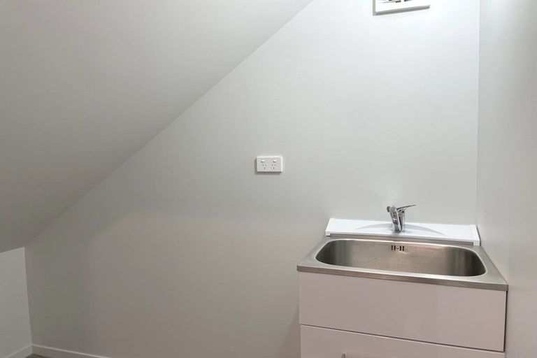 Photo of property in 5u1 Arawa Street, Frankton, Hamilton, 3204