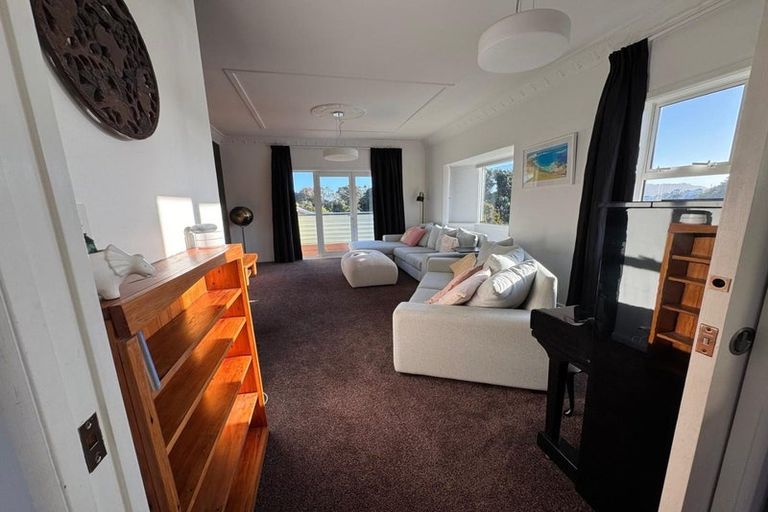 Photo of property in 9 Benares Street, Khandallah, Wellington, 6035