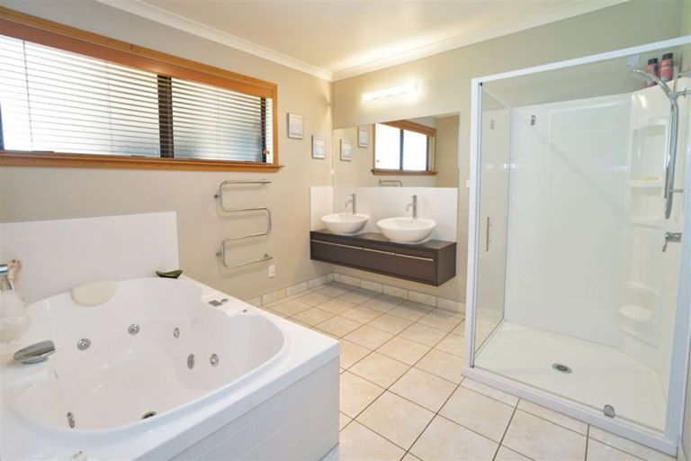 Photo of property in 28 Muir Road, Te Awamutu, 3879