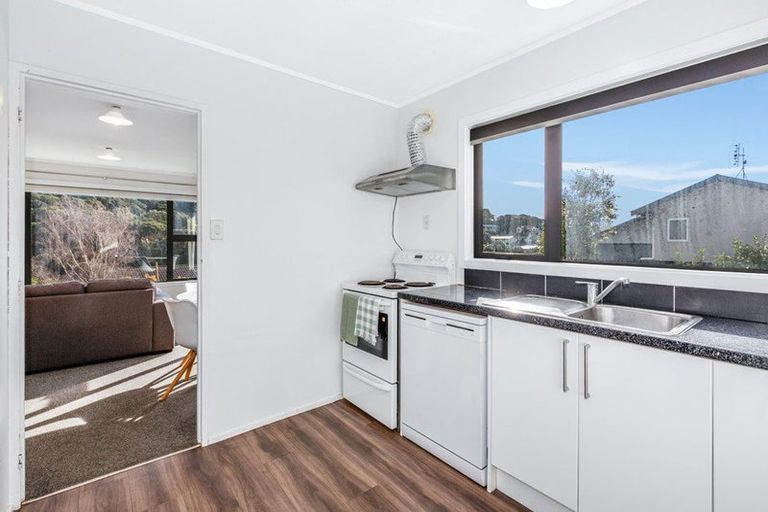 Photo of property in 49a Albatross Close, Whitby, Porirua, 5024