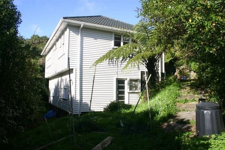 Photo of property in 16 Victory Avenue, Karori, Wellington, 6012