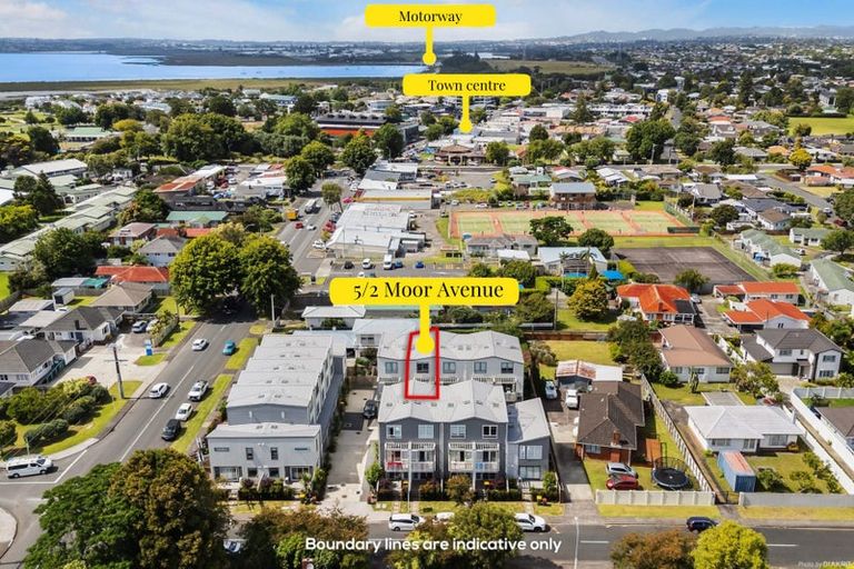 Photo of property in 5/2 Moor Avenue, Te Atatu Peninsula, Auckland, 0610