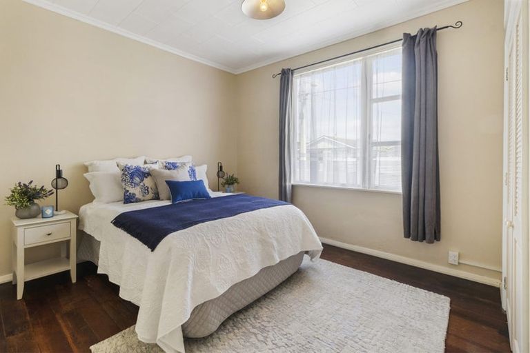 Photo of property in 33 Devonshire Road, Miramar, Wellington, 6022