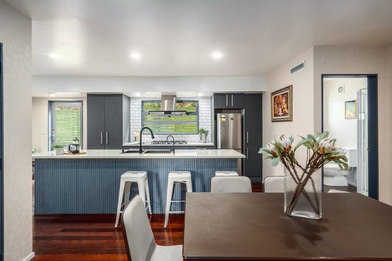 Photo of property in 59 Amesbury Drive, Churton Park, Wellington, 6037