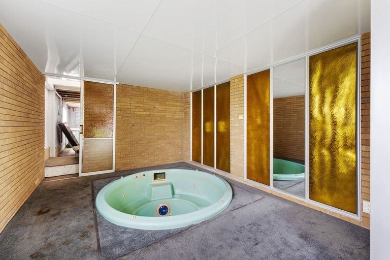 Photo of property in 5d Pembroke Street, Westown, New Plymouth, 4310