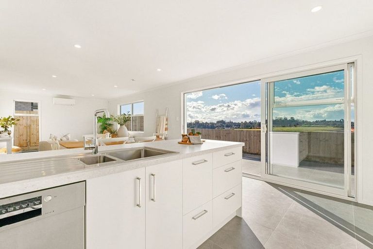 Photo of property in 17b Cowell Crescent, Pyes Pa, Tauranga, 3112