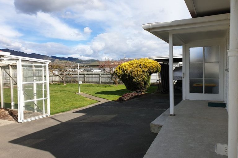 Photo of property in 25 Gladstone Road, Richmond, 7020