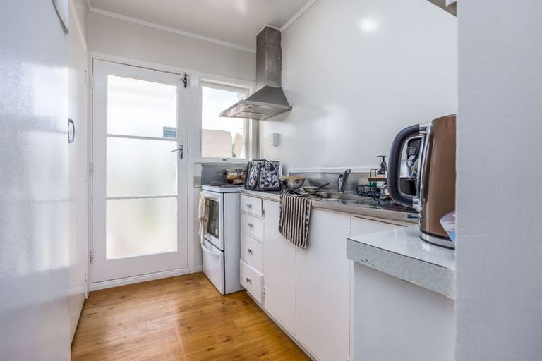 Photo of property in 28 Landscape Road, Papatoetoe, Auckland, 2025