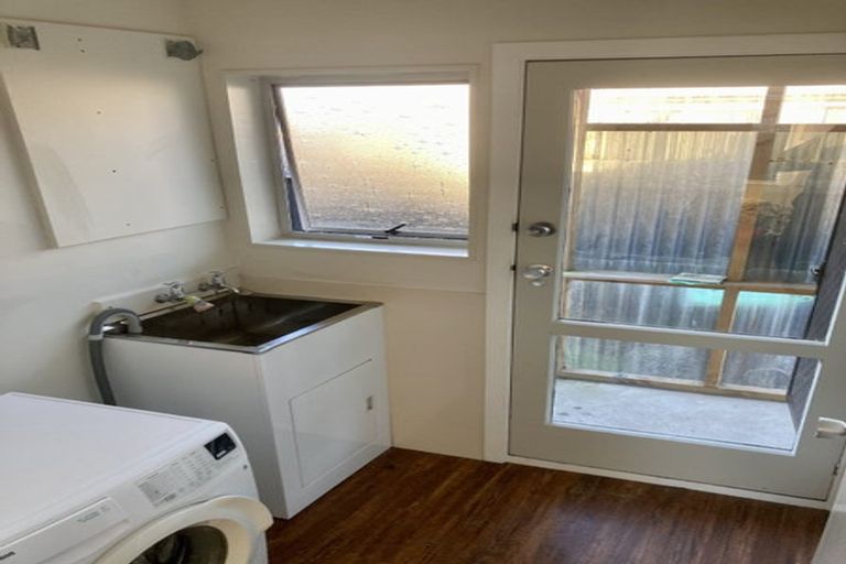 Photo of property in 50 Chipping Lane, Redwood, Christchurch, 8051
