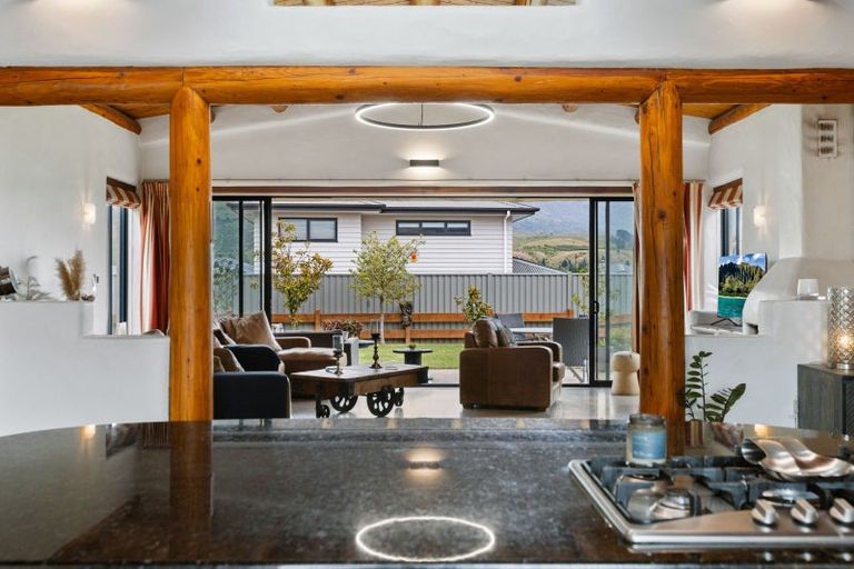 Photo of property in 11 Hortons Way, Cromwell, 9310