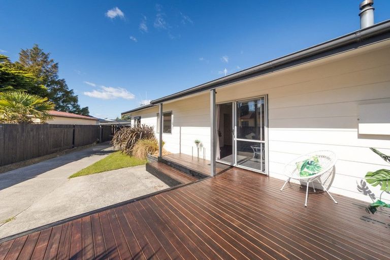 Photo of property in 19b Hilton Grove, Kelvin Grove, Palmerston North, 4414