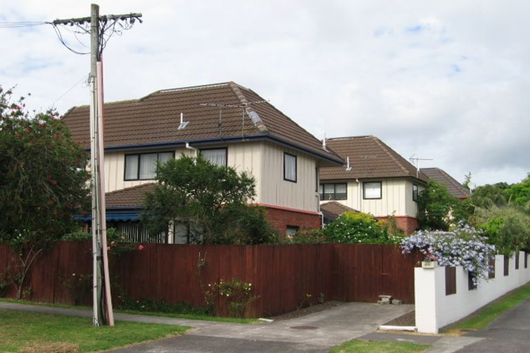 Photo of property in 3/24 Miro Street, New Lynn, Auckland, 0600