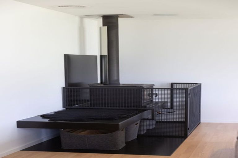 Photo of property in 50 Kings Drive, Wanaka, 9305