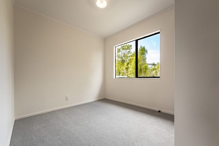 Photo of property in 18 Shadon Place, Stanmore Bay, Whangaparaoa, 0932