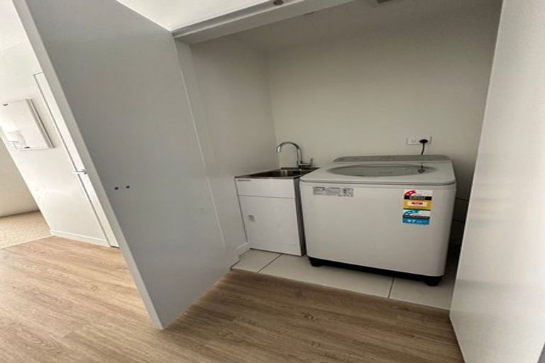 Photo of property in 2/65 Strathmore Avenue, Strathmore Park, Wellington, 6022