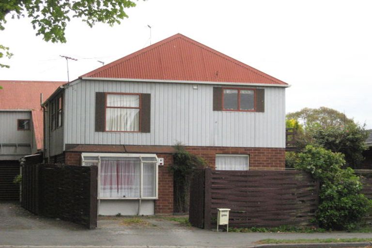 Photo of property in 135 Grahams Road, Burnside, Christchurch, 8053