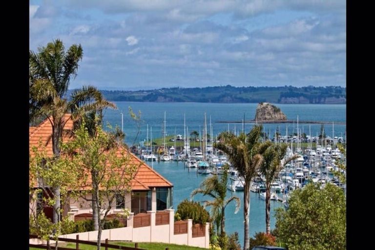 Photo of property in 39 Voyager Drive, Gulf Harbour, Whangaparaoa, 0930