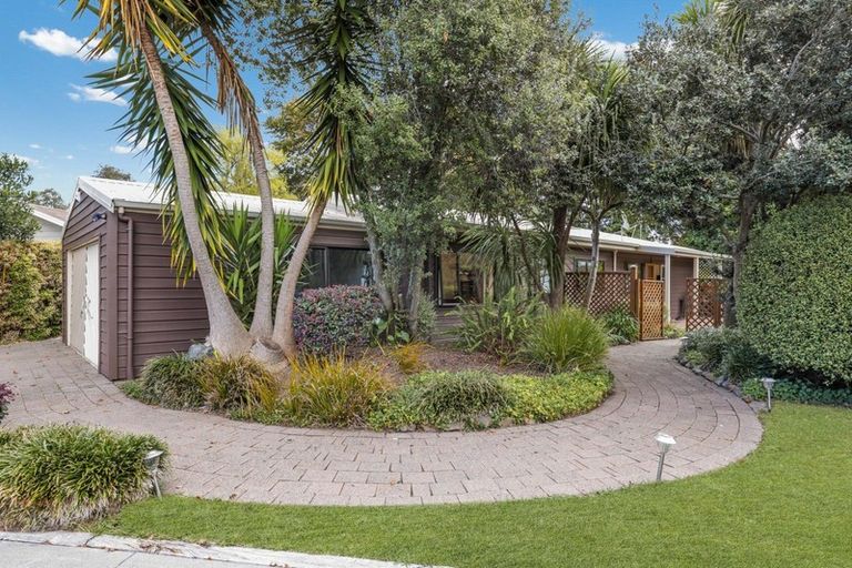 Photo of property in 12 Ensign Place, Flagstaff, Hamilton, 3210