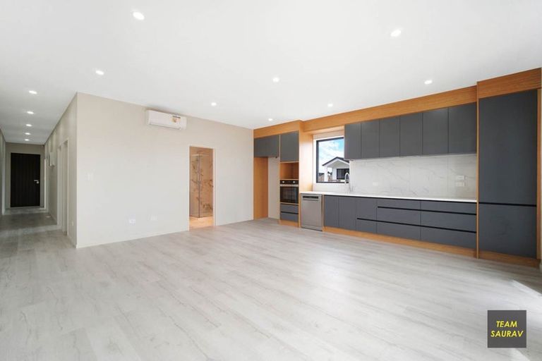 Photo of property in 20 Ihi Place, Karaka, 2578